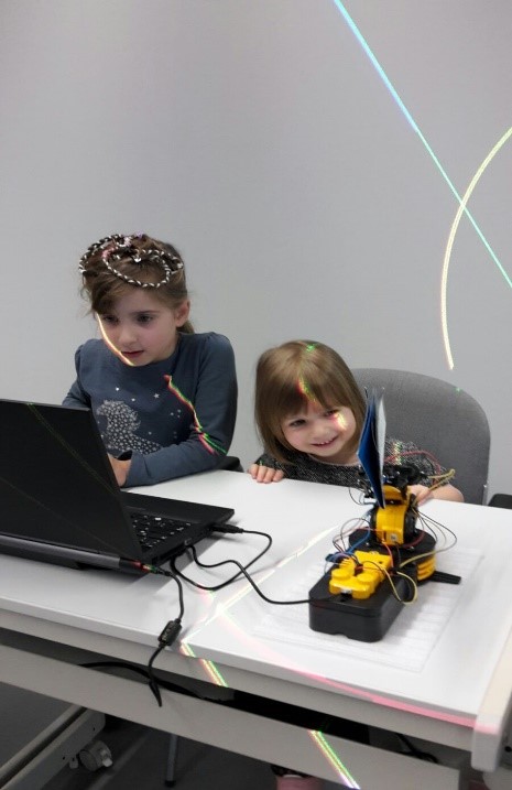 Baue mit uns deinen eigenen Roboter!